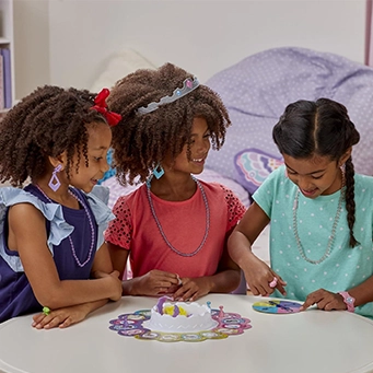 HASBRO - Pretty Pretty Princess Game